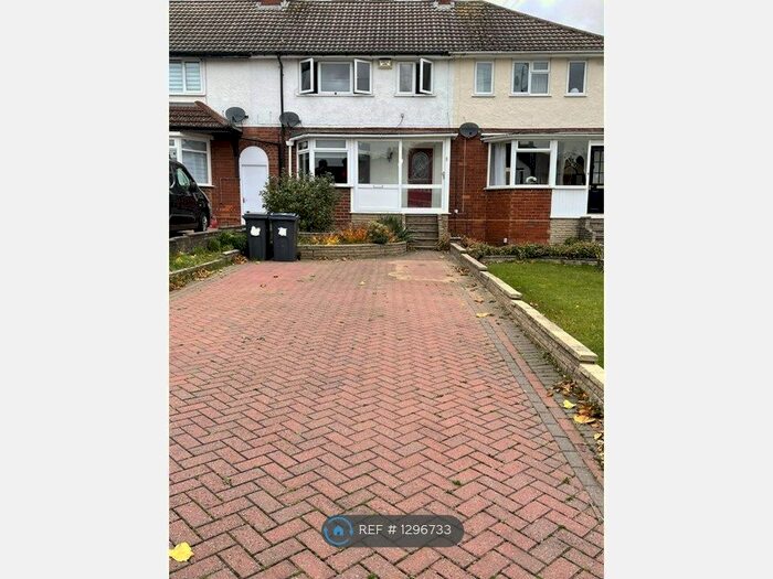 3 Bedroom Terraced House To Rent In Sir Hiltons Road, Birmingham B31