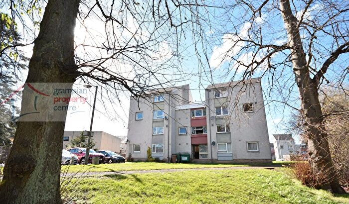 2 Bedroom Flat For Sale In North Port, Elgin, IV30