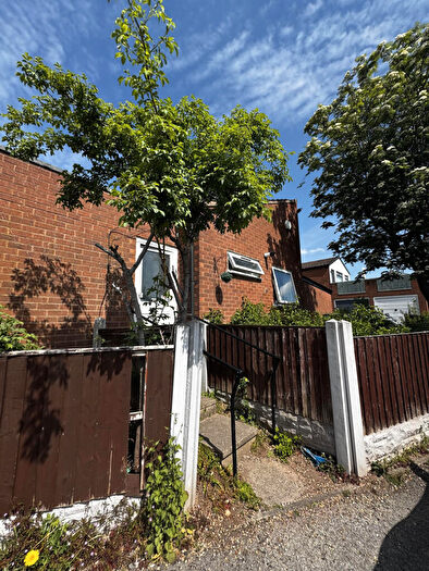 2 Bedroom House For Sale In Honingham Close, Arnold, Nottinghamshire, NG5