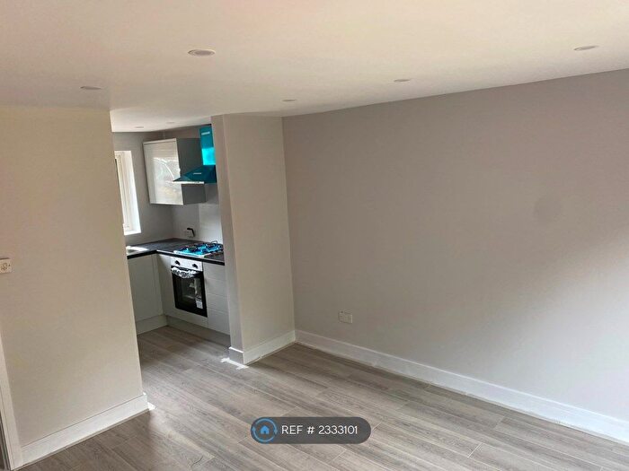 2 Bedroom Terraced House To Rent In Browning Close, Chester, CH1