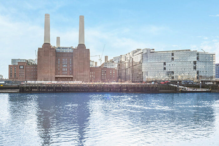 1 Bedroom Apartment For Sale In Circus Road West, Battersea, SW11