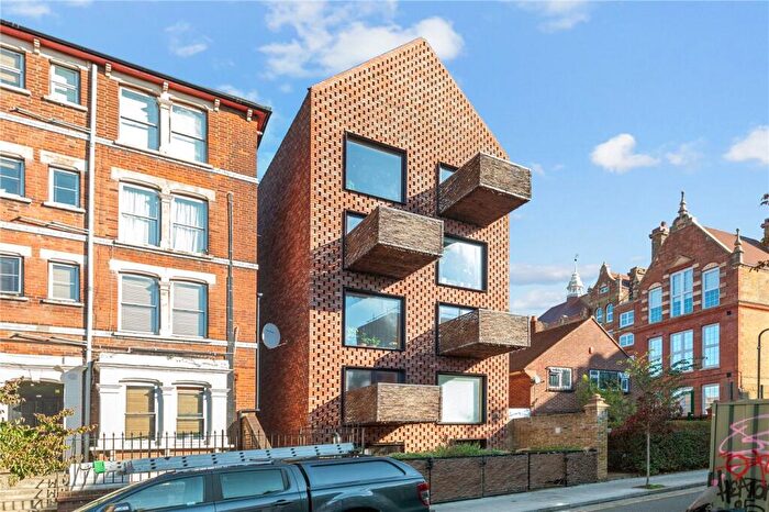 1 Bedroom Apartment For Sale In Barretts Grove, London, N16