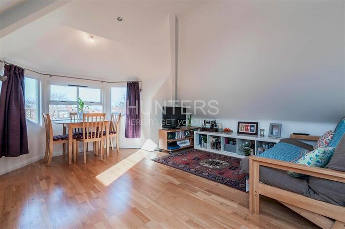 1 Bedroom Flat To Rent In Manstone Road, Kilburn, NW2