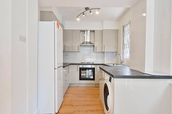 2 Bedroom Flat To Rent In Abbey Road, St John's Wood, London, NW8
