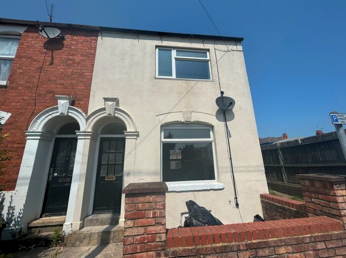 2 Bedroom End Of Terrace House To Rent In Argyle Street, Northampton, NN5