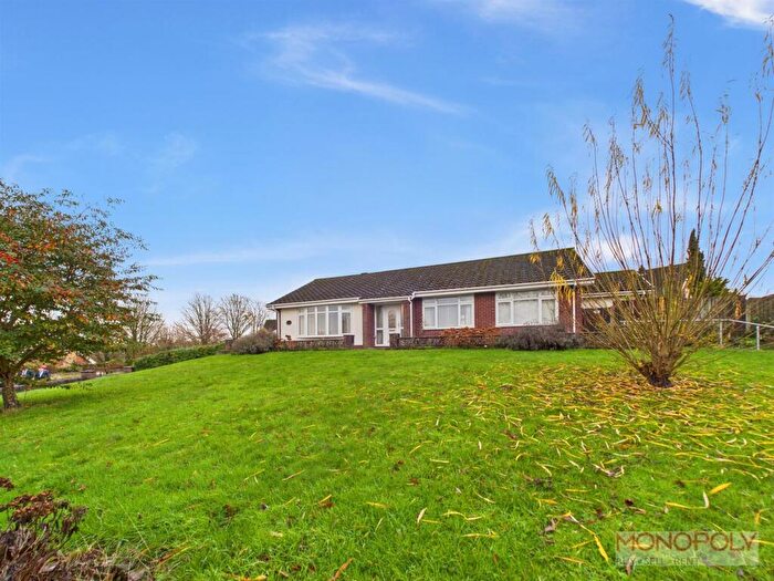 4 Bedroom Detached Bungalow To Rent In Ffordd Tudno, Wrexham, LL12