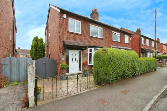 3 Bedroom Semi-Detached House To Rent In Dial Road, Stockport, Cheshire, SK2