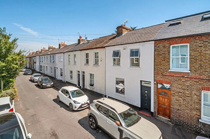 2 Bedroom Terraced House For Sale In Albert Street, Windsor, SL4