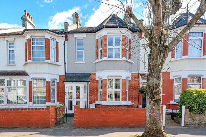 4 Bedroom Terraced House For Sale In Liverpool Road, Leyton, London, E10