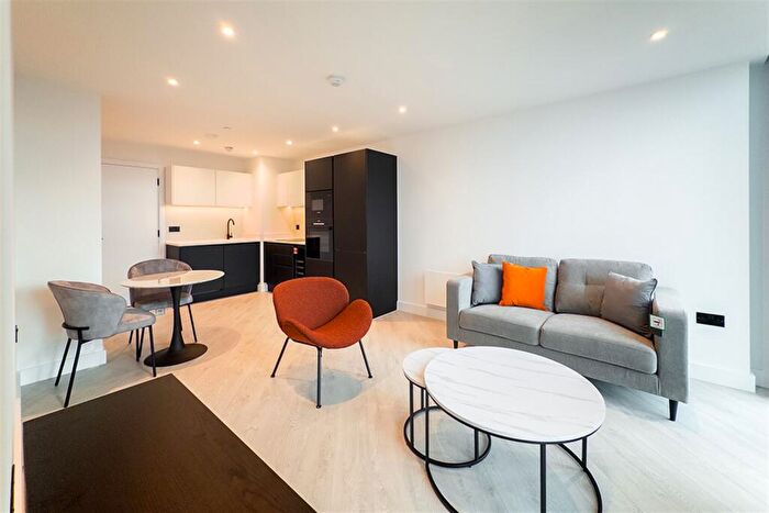 1 Bedroom Apartment To Rent In Vista River Tower, M3