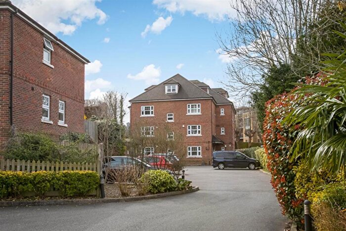 2 Bedroom Apartment For Sale In Churchview Close, Caterham, CR3
