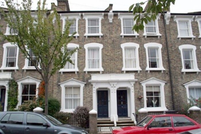2 Bedroom Flat To Rent In Quentin Road, London, SE13