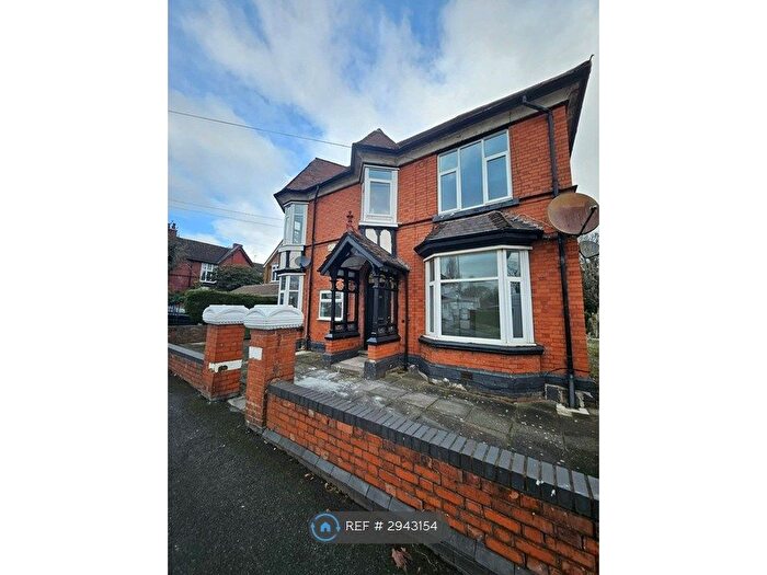 1 Bedroom Flat To Rent In Goldthorn Hill, Wolverhampton, WV2