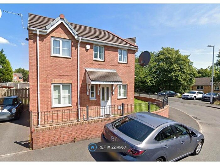 3 Bedroom Detached House To Rent In Stonefield Drive, Manchester, M8