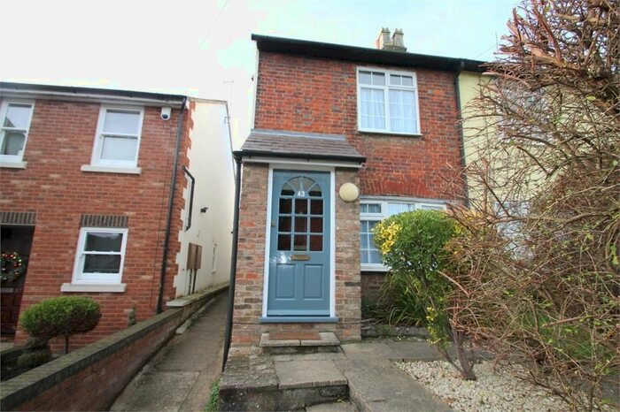 2 Bedroom End Of Terrace House To Rent In High Street, London Colney, St.Albans AL2