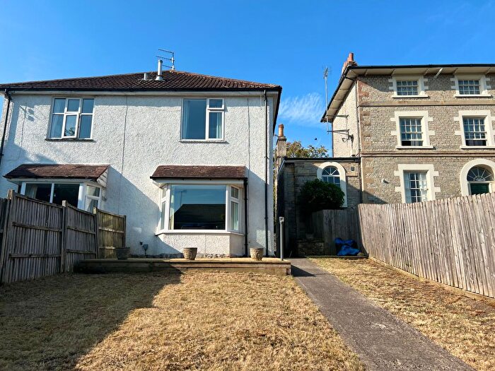 3 Bedroom Property To Rent In Belton Villas, Weston, Bath, BA1
