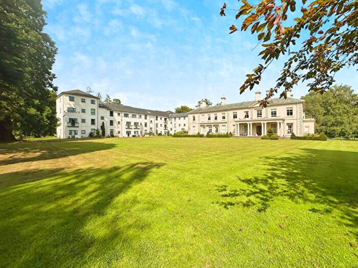 2 Bedroom Flat For Sale In Wergs Hall, Wolverhampton, WV8