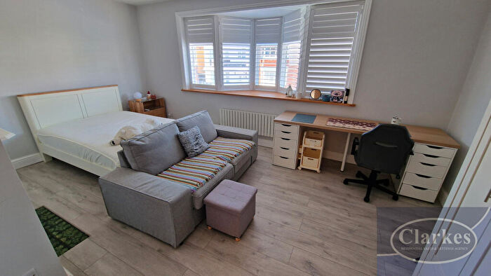 1 Bedroom House To Rent In Heathwood Road, Winton Near Bu, BH9