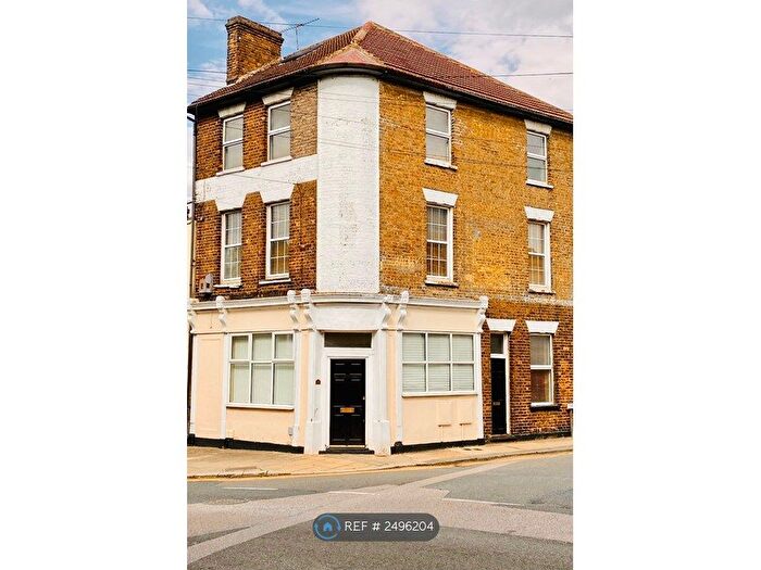 3 Bedroom Maisonette To Rent In Mill Road, Gillingham, ME7