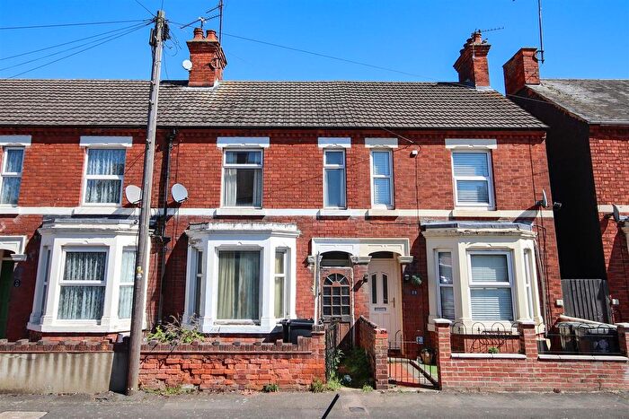 2 Bedroom Terraced House For Sale In Pytchley Road, Rushden, NN10