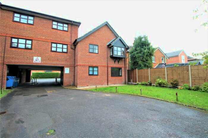 1 Bedroom Apartment To Rent In Westfield Court, Fleet, GU51