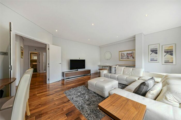 3 Bedroom Flat To Rent In Maida Vale, London, W9