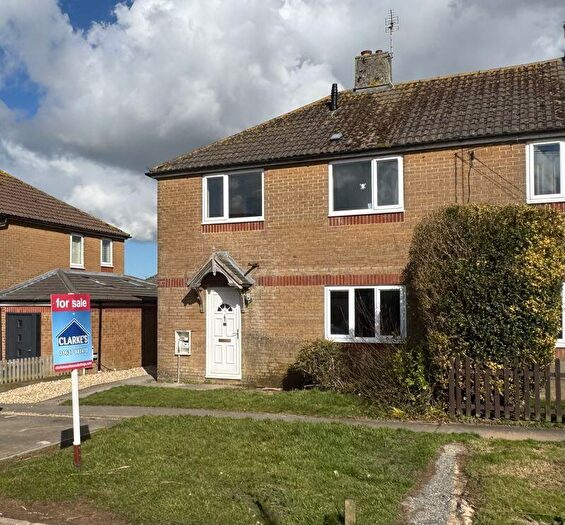 3 Bedroom Semi-Detached House For Sale In Halifax Road, Wadebridge, PL27