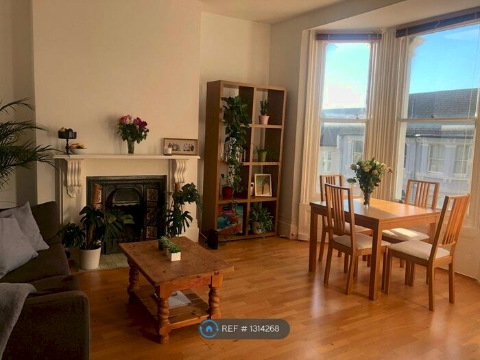 2 Bedroom Flat To Rent In Eaton Place, Brighton BN2