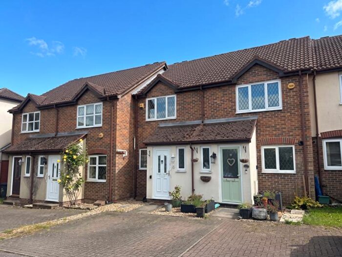 2 Bedroom Terraced House To Rent In Ottershaw, Surrey, KT16