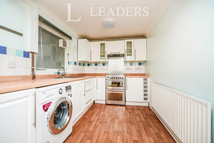 1 Bedroom Flat To Rent In Devonshire Place, Brighton, BN2