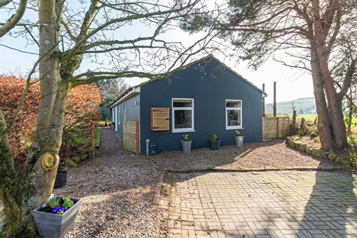 3 Bedroom Cottage For Sale In Snipes Dene Cottage, Fellside Road, Whickham, Newcastle Upon Tyne, NE16