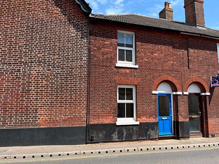 2 Bedroom Terraced House To Rent In High Street, Bridge, CT4