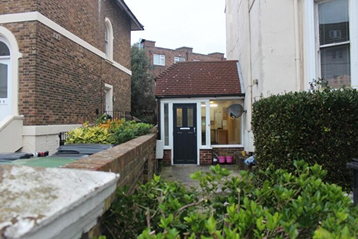 1 Bedroom Semi-Detached Bungalow To Rent In Bolton Road, Eastbourne, East Sussex, BN21