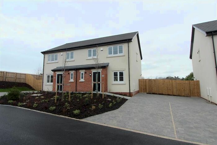 3 Bedroom Property To Rent In Kellet Road, Carnforth, LA5