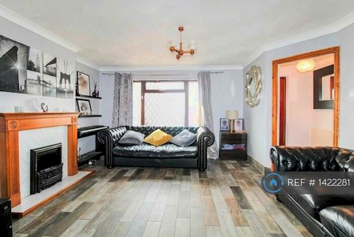 3 Bedroom Terraced House To Rent In Courtney Road, Grays, RM16