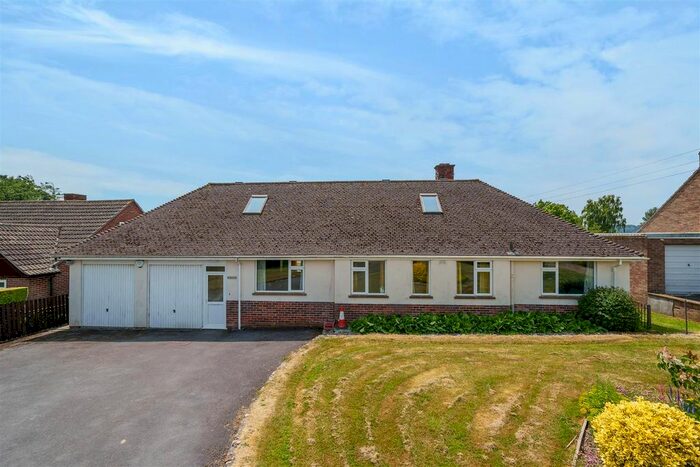 6 Bedroom Detached Bungalow For Sale In Tytherleigh, Axminster, Devon, EX13