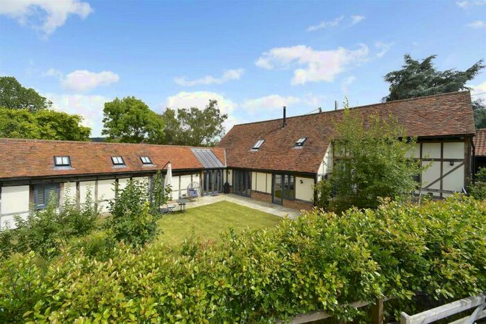 4 Bedroom Link Detached House To Rent In Great Tangley Barns, Great Tangley Wonersh Common, Wonersh, GU5