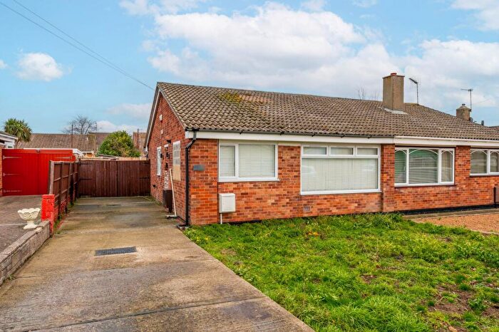 2 Bedroom Semi-Detached Bungalow For Sale In Belaugh Avenue, Lowestoft, NR33