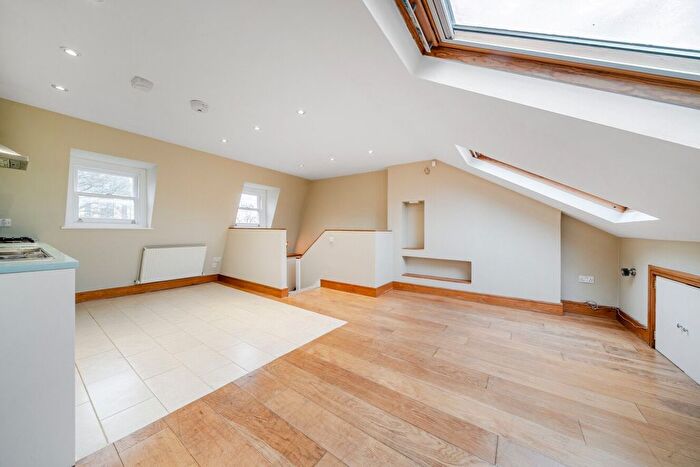 2 Bedroom Property For Sale In Queenstown Road, Battersea, London, SW8