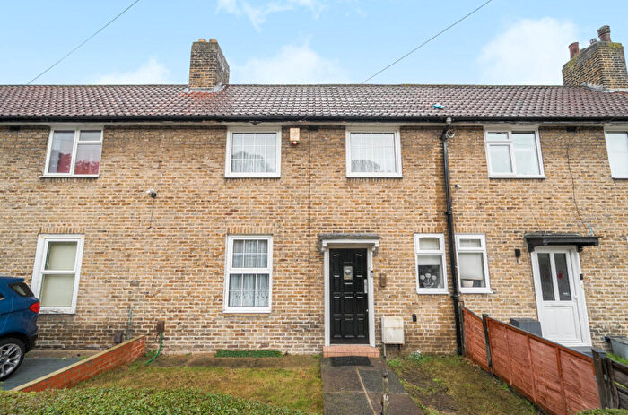 2 Bedroom Terraced House For Sale In Oakridge Road, Bromley, BR1