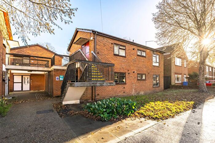 2 Bedroom Flat For Sale In Old Palace Road, Norwich, NR2