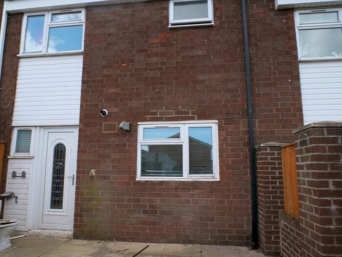 3 Bedroom Terraced House To Rent In Moorcock Close, Middlesbrough, TS6
