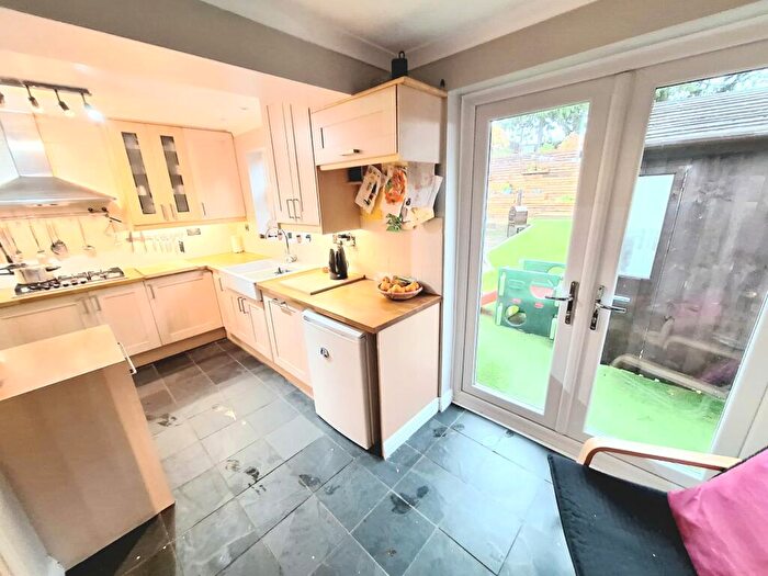 4 Bedroom Detached House For Sale In Amyas Close, Cardiff, CF11