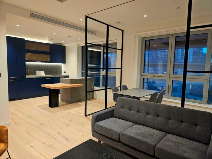 2 Bedroom Flat To Rent In Douglass Tower, Goodluck Hope, E14