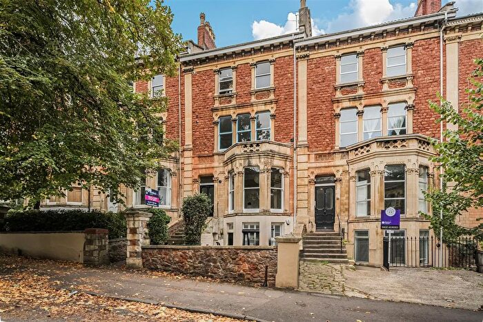 2 Bedroom Flat To Rent In Hanbury Road, Bristol, BS8