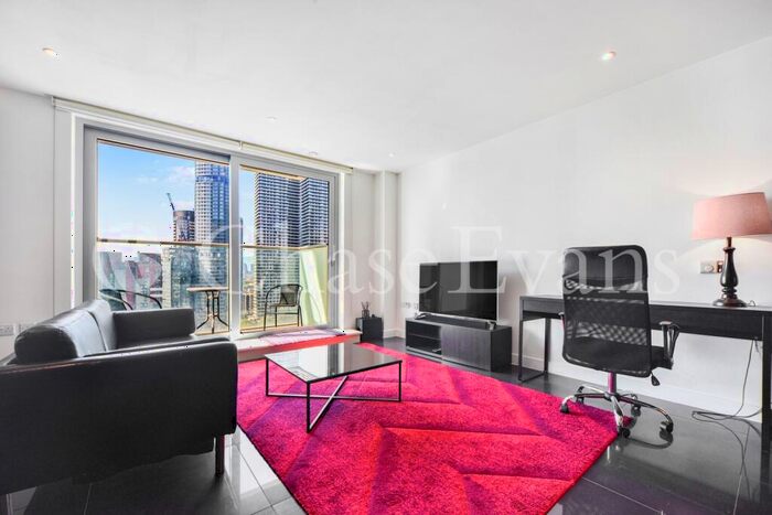Flat To Rent In Pan Peninsula Square, Canary Wharf, London, E14