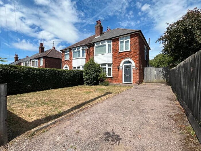 3 Bedroom Semi-Detached House To Rent In Newmarket Road, Bury St Edmunds, IP33