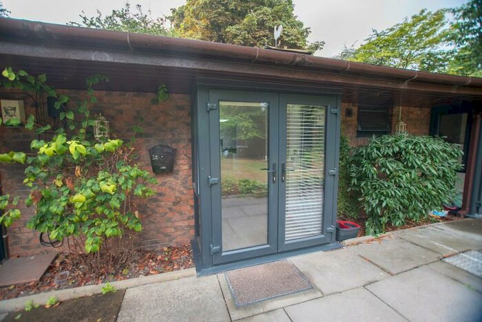 Studio To Rent In Pearson Park, Hull, East Riding Of Yorkshire, HU5