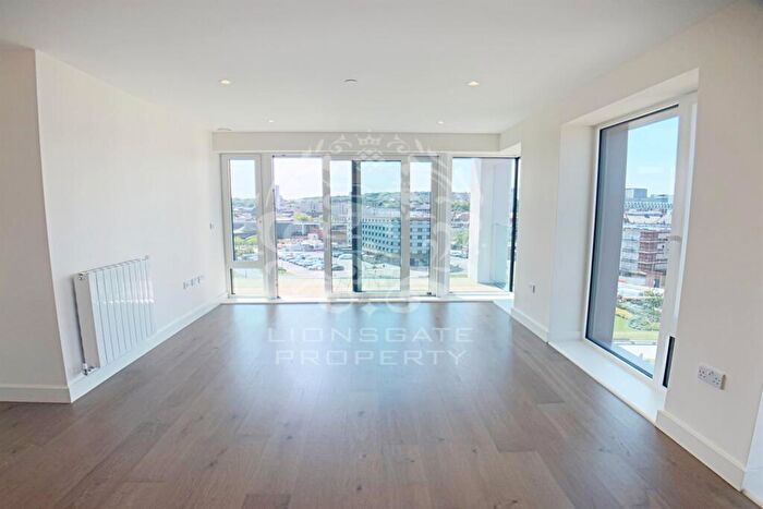2 Bedroom Apartment To Rent In Duke Of Wellington Avenue, SE18