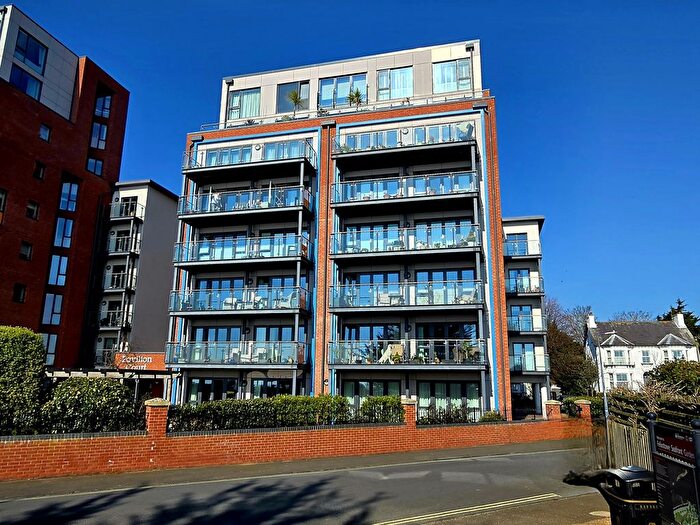 1 Bedroom Flat For Sale In Pavilion Court, Felixstowe, IP11